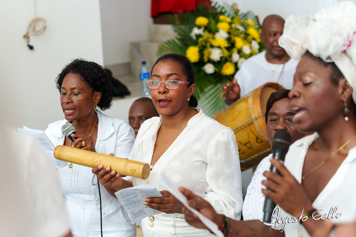 Buenaventura record&oacute; a Monse&ntilde;or Gerardo Valencia Cano con misa intercultural