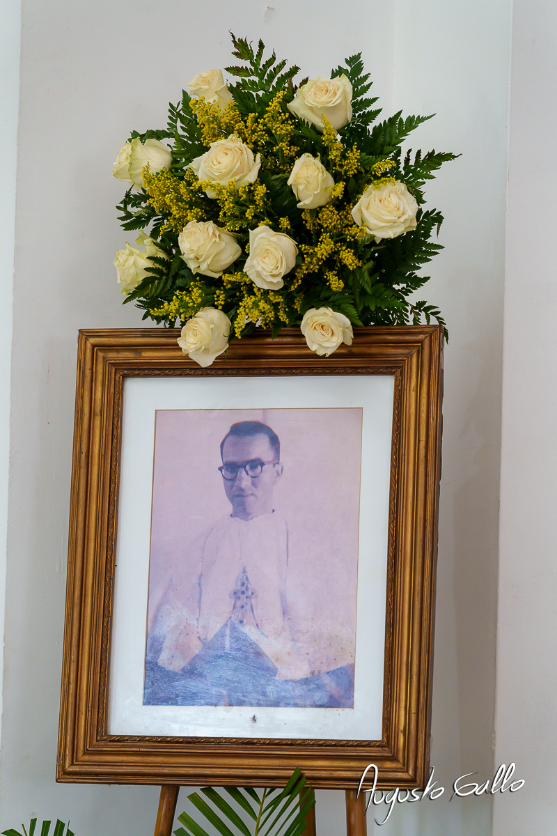 Buenaventura record&oacute; a Monse&ntilde;or Gerardo Valencia Cano con misa intercultural