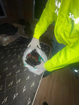 Autoridades desmantelan hospital ilegal y capturan a alias Pitbull presunto cabecilla criminal en Buenaventura