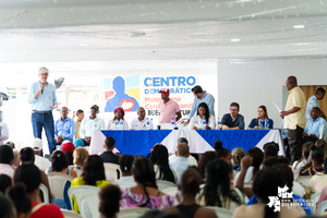 Mal tiempo impidi&oacute; visita de &Aacute;lvaro Uribe y Paloma Valencia del Centro Democr&aacute;tico a Buenaventura