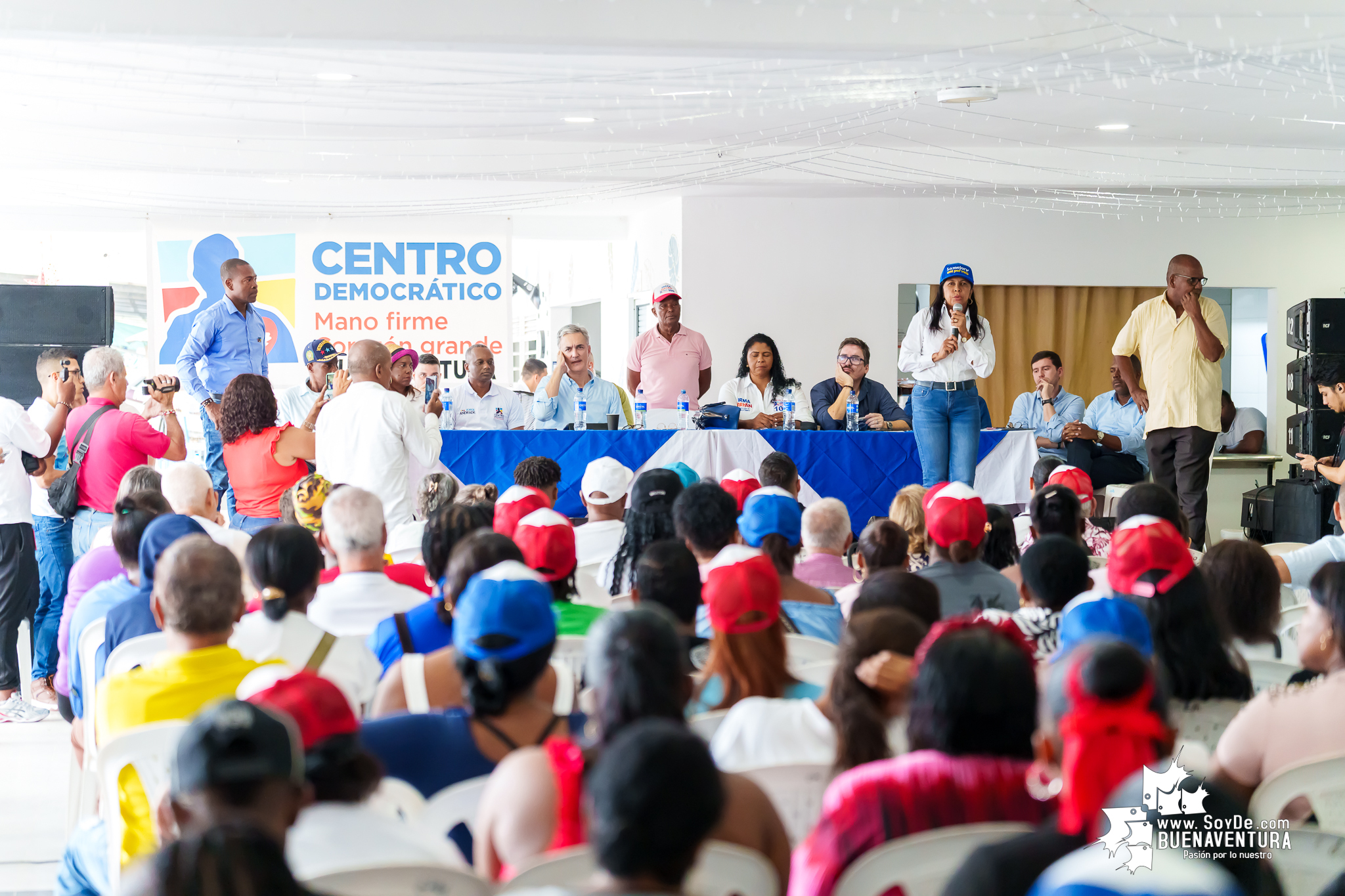 Mal tiempo impidi&oacute; visita de &Aacute;lvaro Uribe y Paloma Valencia del Centro Democr&aacute;tico a Buenaventura