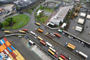 La Ministra del Transporte anuncia plan de choque para agilizar la log&iacute;stica portuaria en Buenaventura