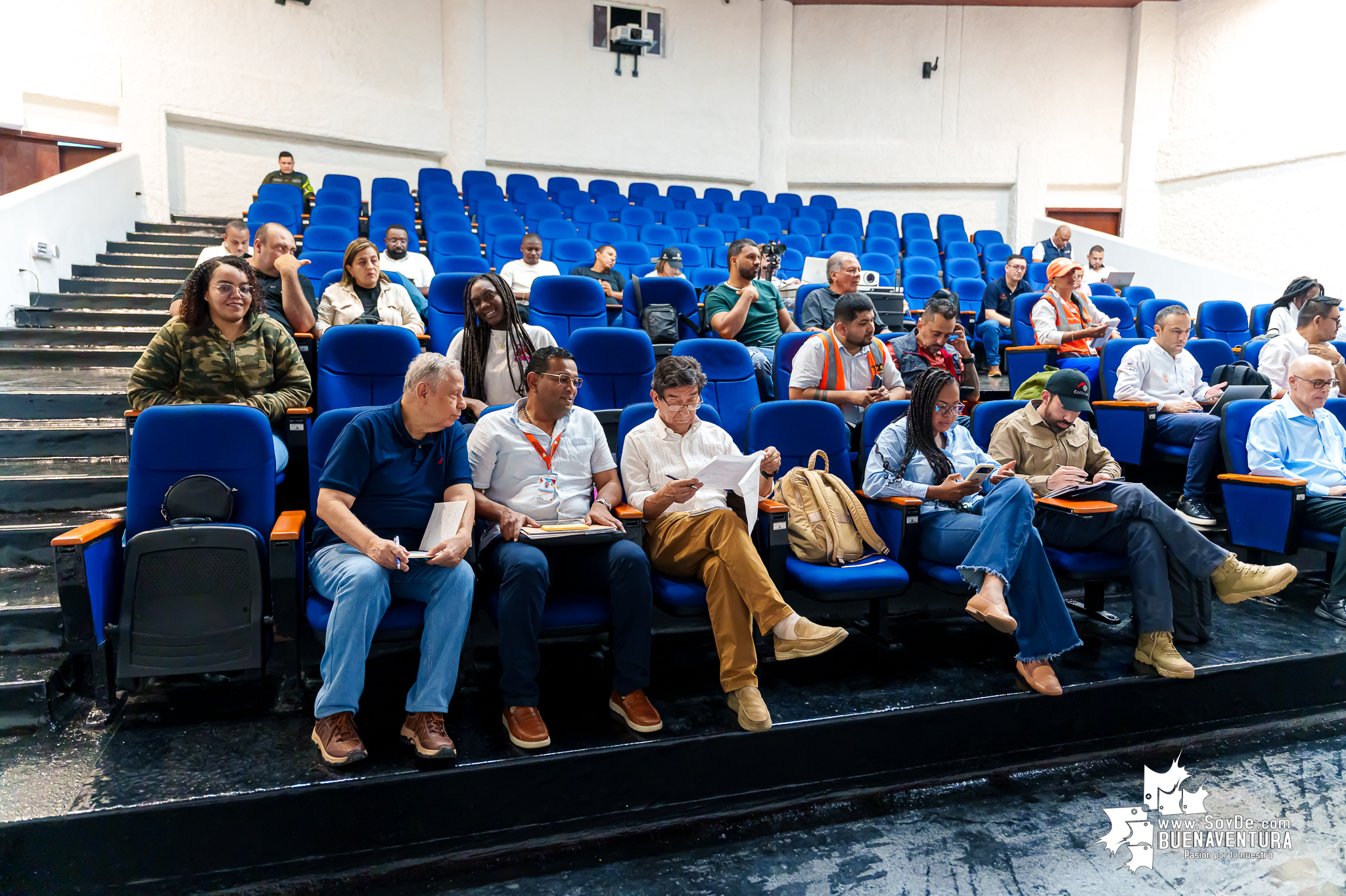 Avanzan mesas t&eacute;cnicas entre Mintransporte y Alcald&iacute;a para mejorar movilidad y log&iacute;stica en Buenaventura