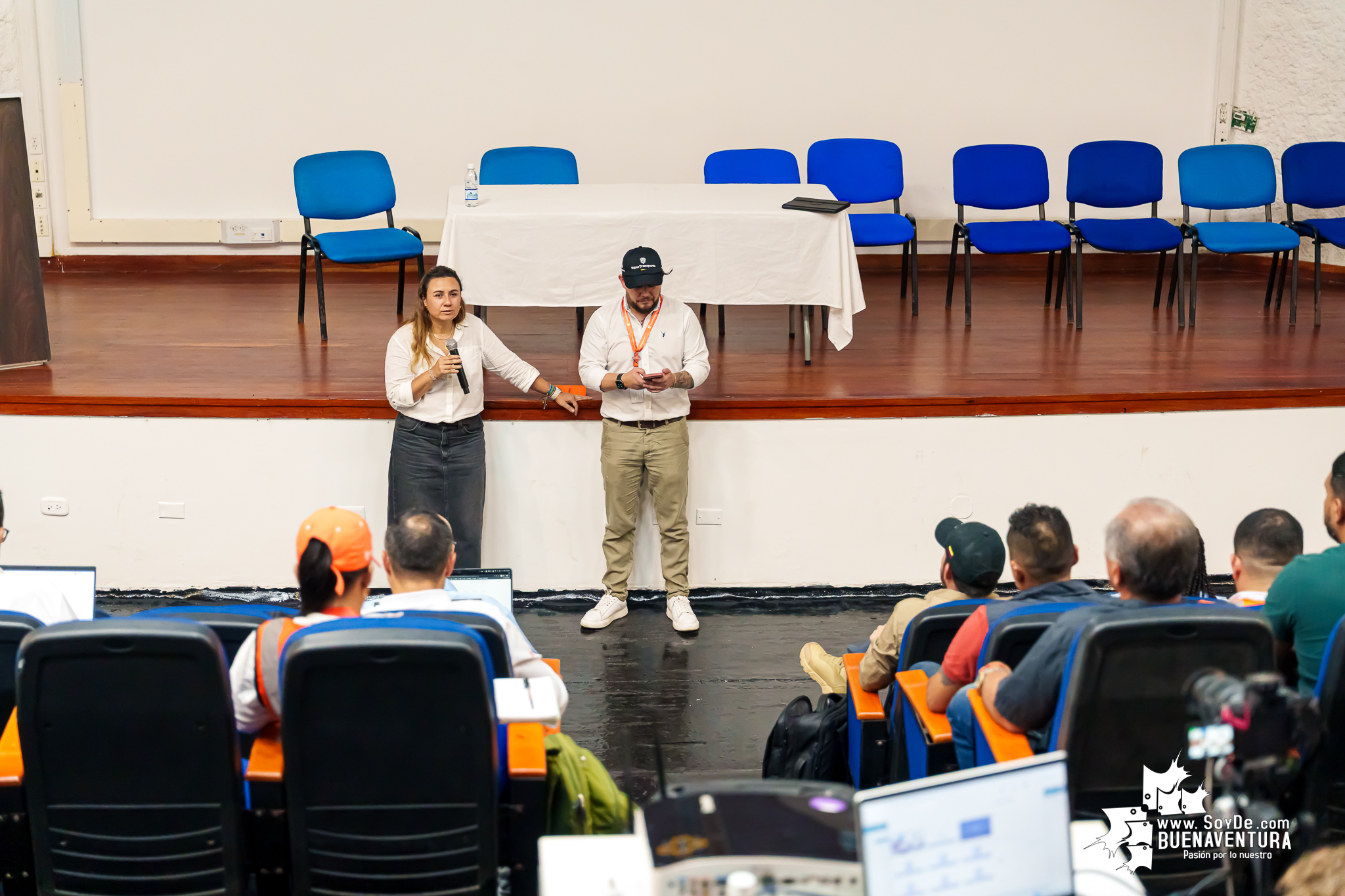 Avanzan mesas t&eacute;cnicas entre Mintransporte y Alcald&iacute;a para mejorar movilidad y log&iacute;stica en Buenaventura