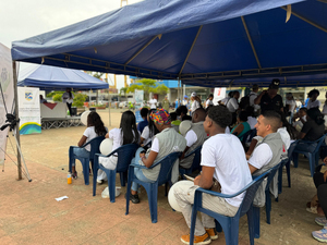 Buenaventura conmemor&oacute; el D&iacute;a de las Manos Rojas con llamado contra el reclutamiento infantil