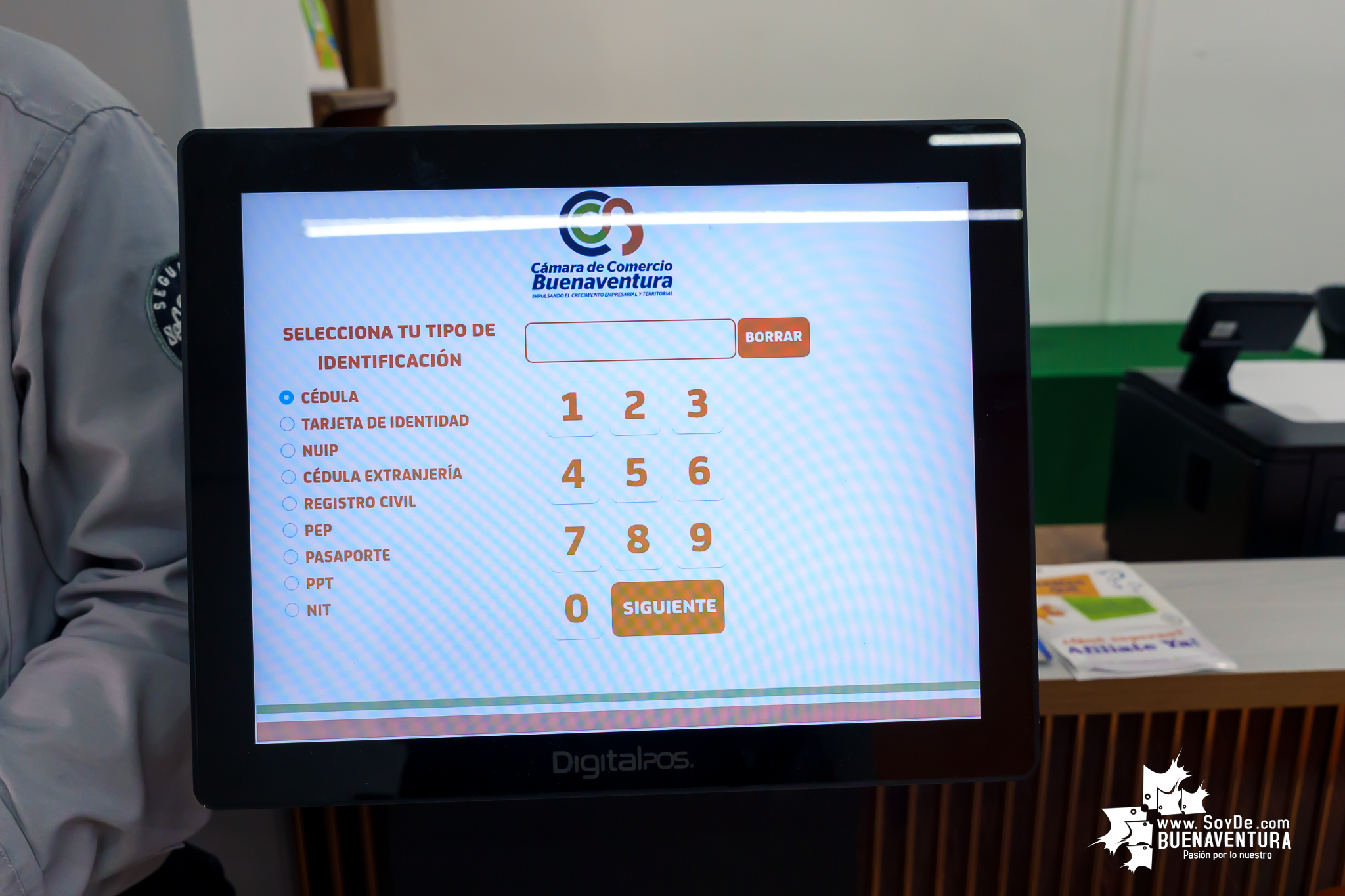 La C&aacute;mara de Comercio de Buenaventura reinaugura &aacute;rea de registros p&uacute;blicos con servicios digitalizados