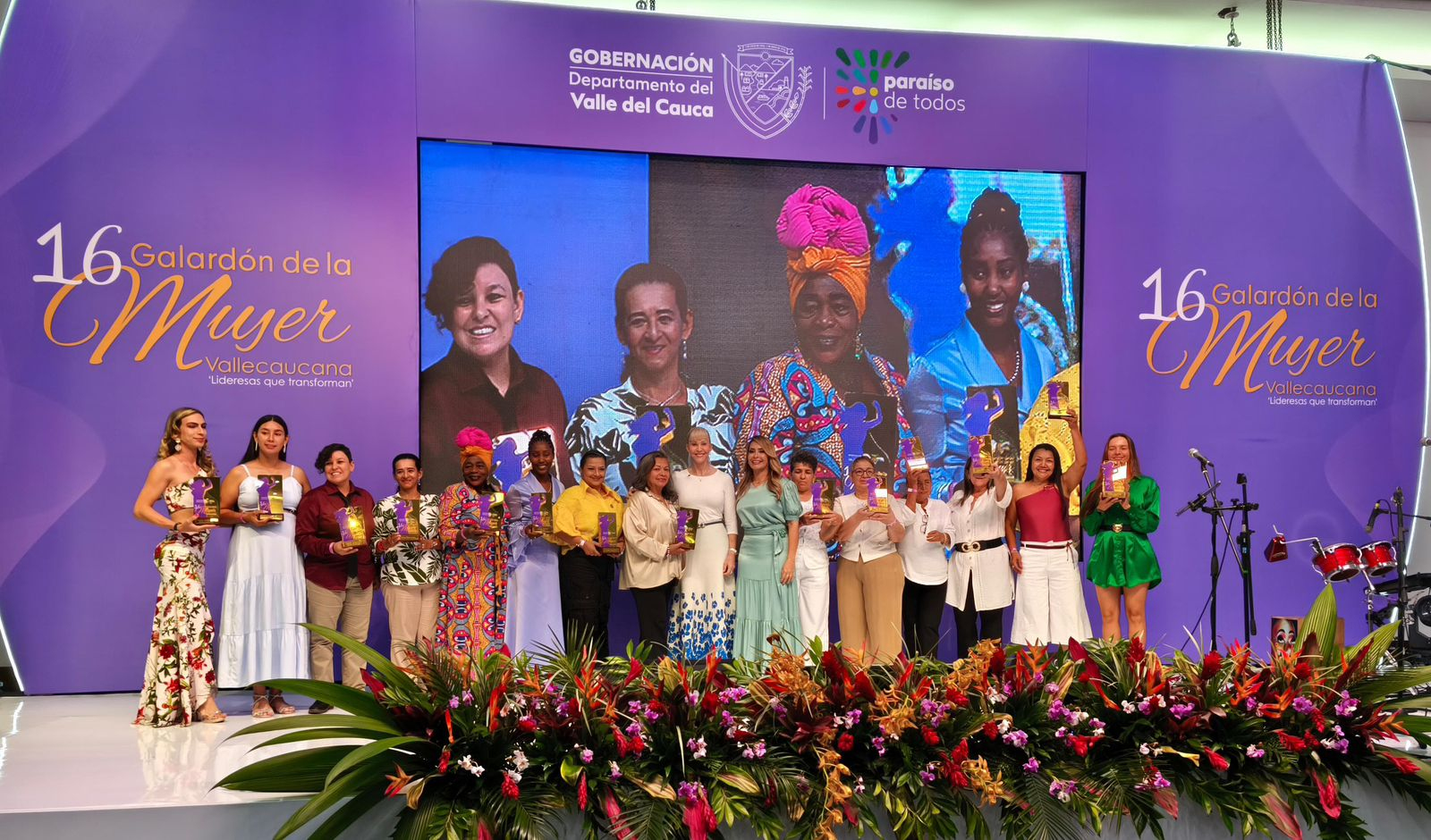El Valle del Cauca exalt&oacute; a 14 lideresas en la ceremonia del Galard&oacute;n de la Mujer Vallecaucana 2026