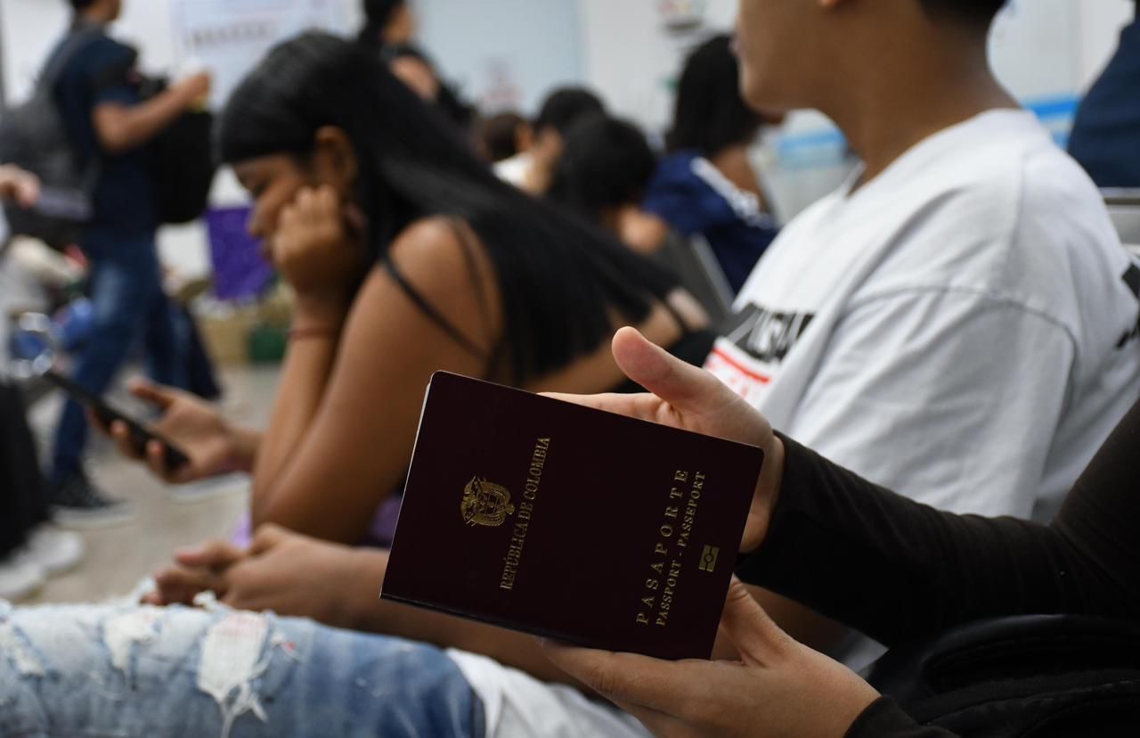 En el Valle del Cauca, el pasaporte sigue requiriendo cita previa pese a anuncio nacional