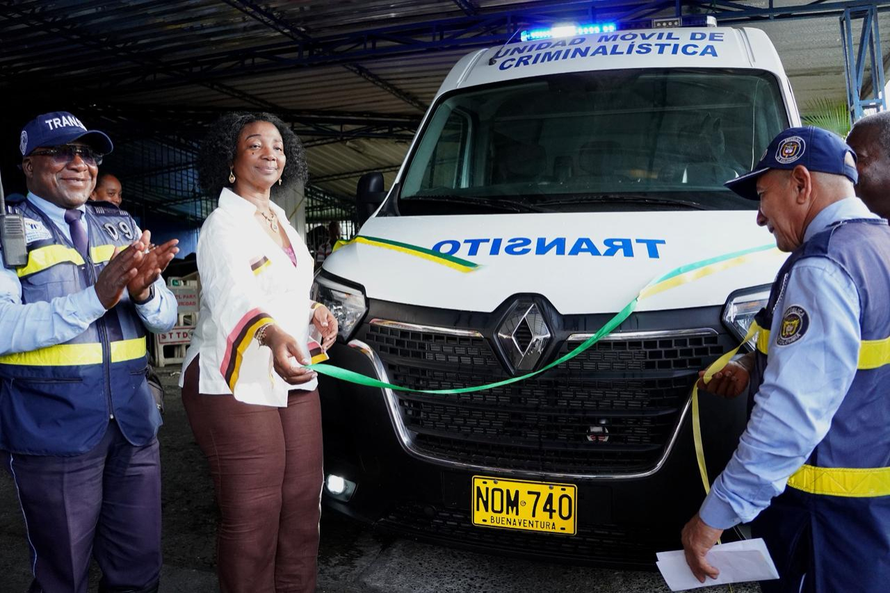 Buenaventura estrena su primera unidad m&oacute;vil de criminal&iacute;stica para la Secretar&iacute;a de Tr&aacute;nsito tras casi cinco d&eacute;cadas