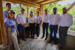 Uni&oacute;n Vial Camino del Pac&iacute;fico entreg&oacute; 90 estufas ecoeficientes con inversi&oacute;n de $ 500 millones para impulsar el turismo de naturaleza