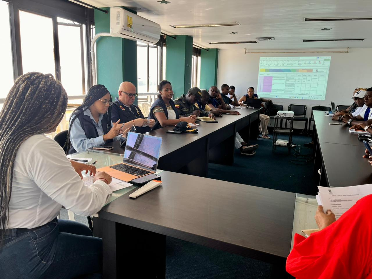 La Alcaldesa de Buenaventura preside primera sesi&oacute;n del Consejo Territorial de Paz en 2026