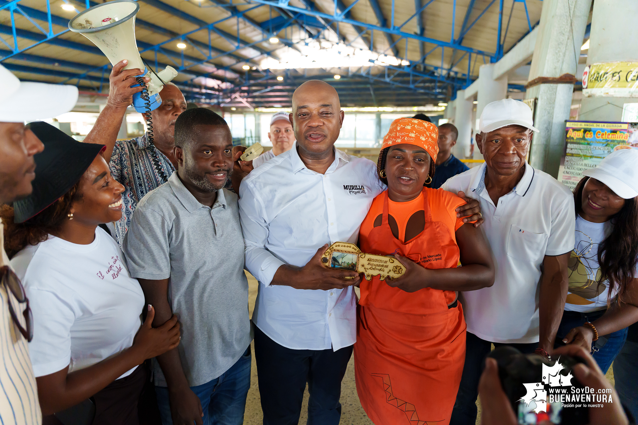 Luis Gilberto Murillo Urrutia lleva campa&ntilde;a presidencial a Buenaventura con promesas para el Pac&iacute;fico