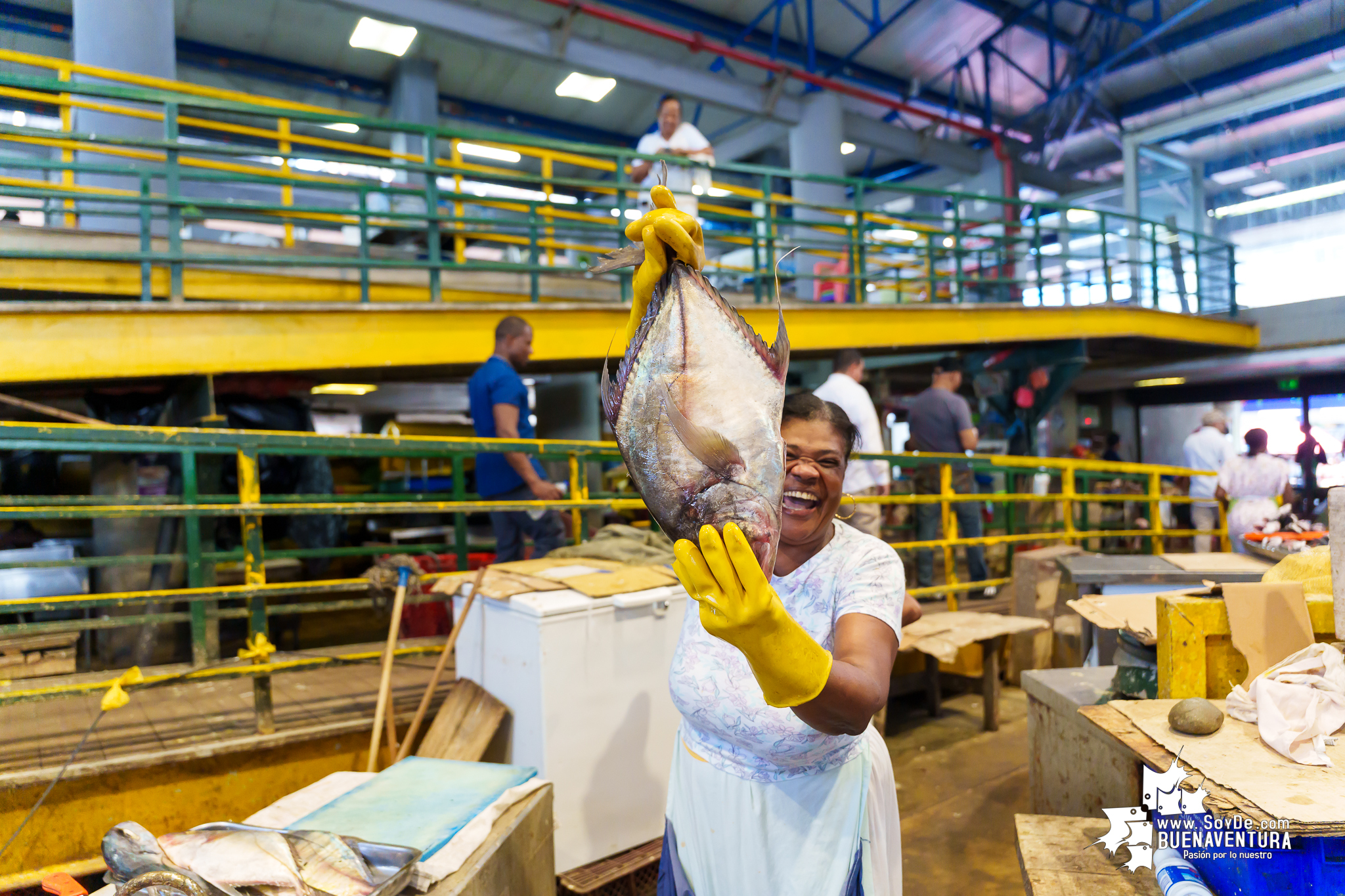 Luis Gilberto Murillo Urrutia lleva campa&ntilde;a presidencial a Buenaventura con promesas para el Pac&iacute;fico