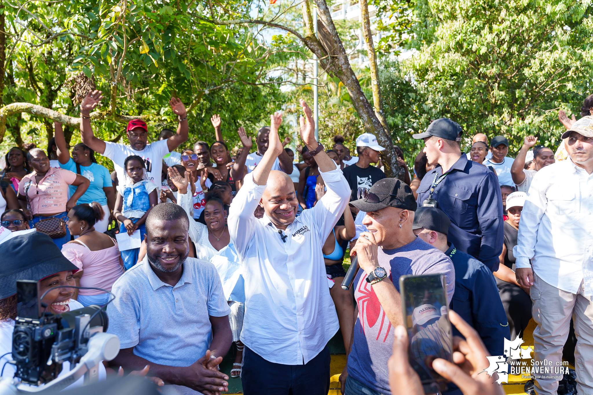 Luis Gilberto Murillo Urrutia lleva campa&ntilde;a presidencial a Buenaventura con promesas para el Pac&iacute;fico