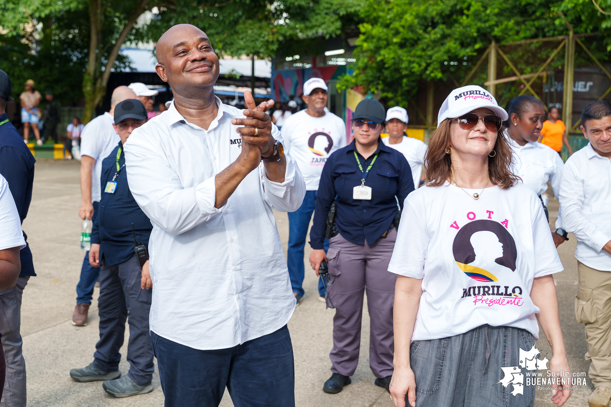 Luis Gilberto Murillo Urrutia lleva campa&ntilde;a presidencial a Buenaventura con promesas para el Pac&iacute;fico