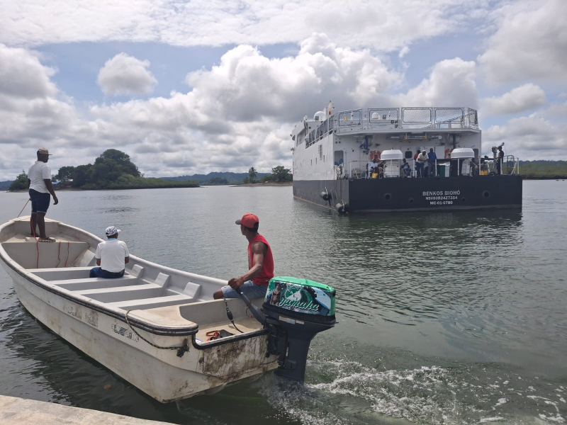El Buque Hospital Benkos Bioh&oacute; lleva atenci&oacute;n m&eacute;dica a comunidades del Archipi&eacute;lago de La Plata, Bah&iacute;a M&aacute;laga en Buenaventura