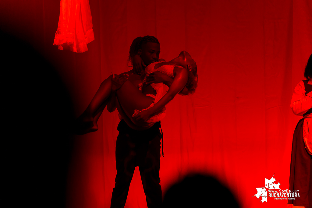 Inici&oacute; la temporada de teatro "Mar Adentro" de la Univalle Seccional Pac&iacute;fico en Buenaventura con la obra "La Casa de Bernarda Alba"