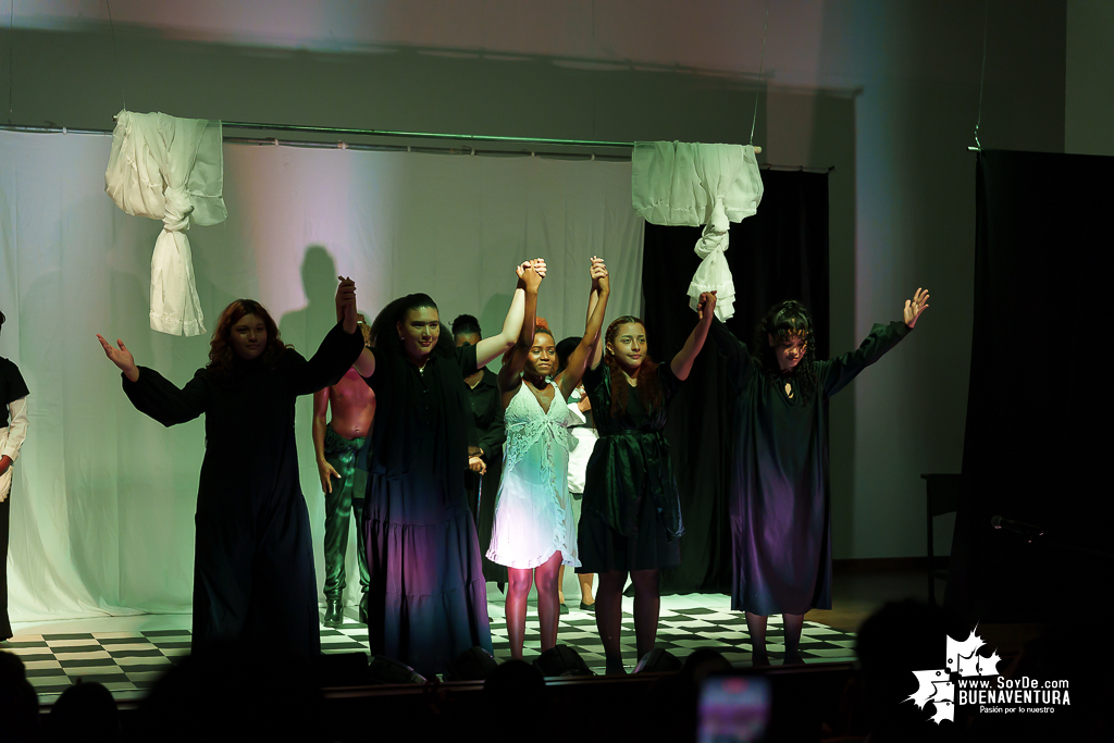 Inici&oacute; la temporada de teatro "Mar Adentro" de la Univalle Seccional Pac&iacute;fico en Buenaventura con la obra "La Casa de Bernarda Alba"