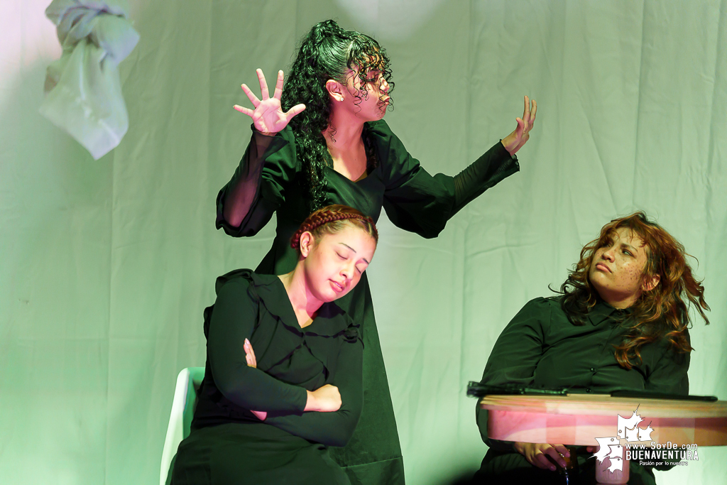 Inici&oacute; la temporada de teatro "Mar Adentro" de la Univalle Seccional Pac&iacute;fico en Buenaventura con la obra "La Casa de Bernarda Alba"