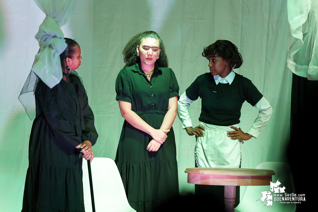Inici&oacute; la temporada de teatro "Mar Adentro" de la Univalle Seccional Pac&iacute;fico en Buenaventura con la obra "La Casa de Bernarda Alba"