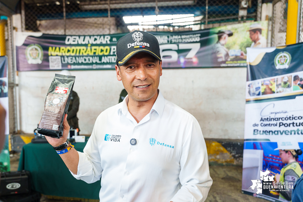 El Ministro de Defensa visita Buenaventura y anunci&oacute; reducci&oacute;n del 33 % en homicidios y golpes a cabecillas criminales
