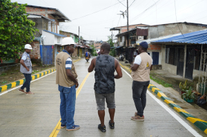 La Secretar&iacute;a de Infraestructura Vial de Buenaventura verific&oacute; siete obras de pavimentaci&oacute;n culminadas en diferentes barrios de la ciudad