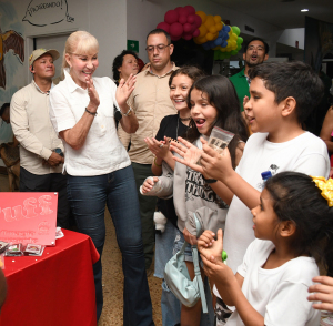 M&aacute;s de 2.500 personas celebraron el D&iacute;a de la Ni&ntilde;ez en la Biblioteca Departamental
