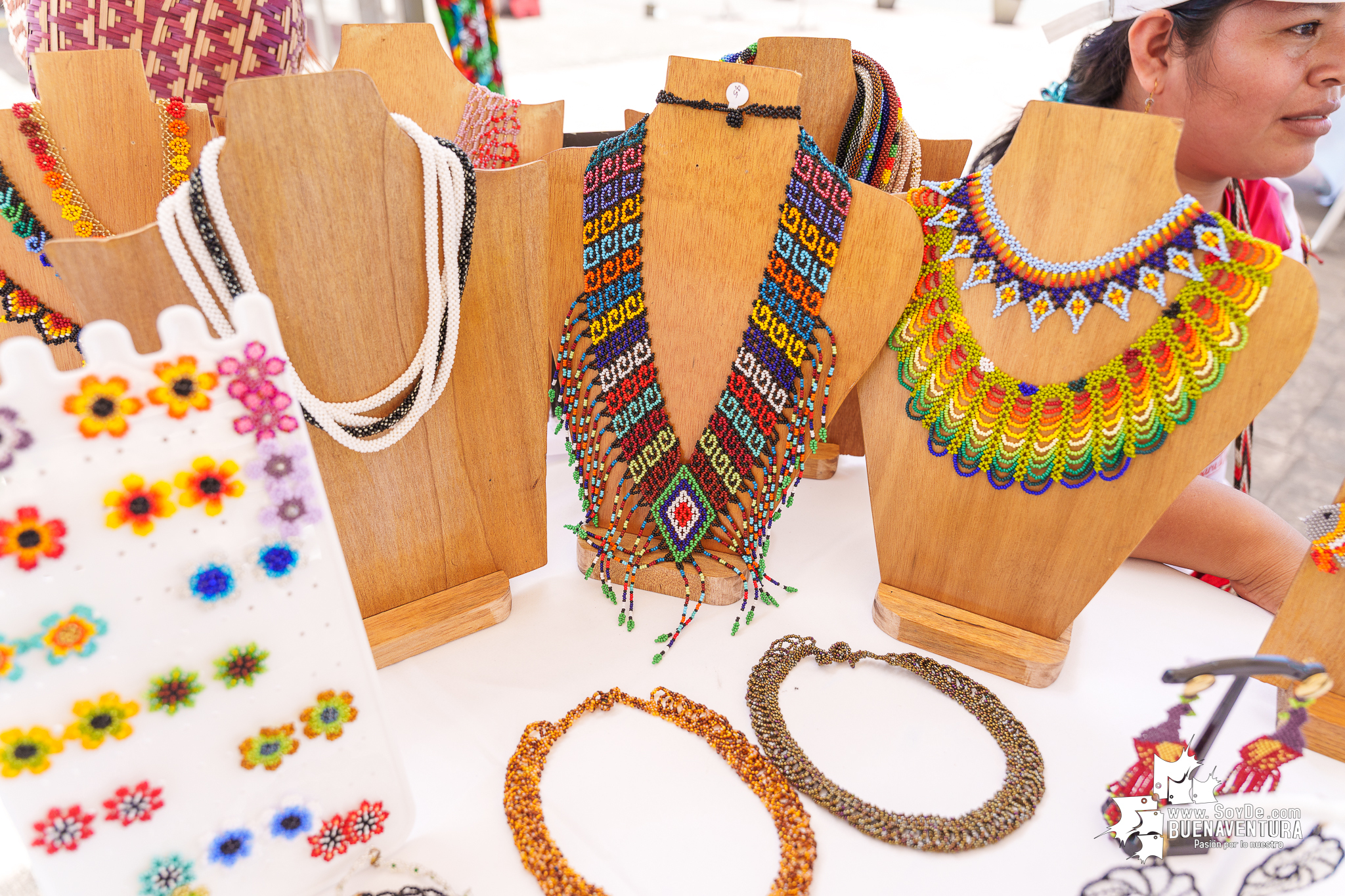 La Etnoagroferia para la Vida en Buenaventura impuls&oacute; la comercializaci&oacute;n directa de peque&ntilde;os productores