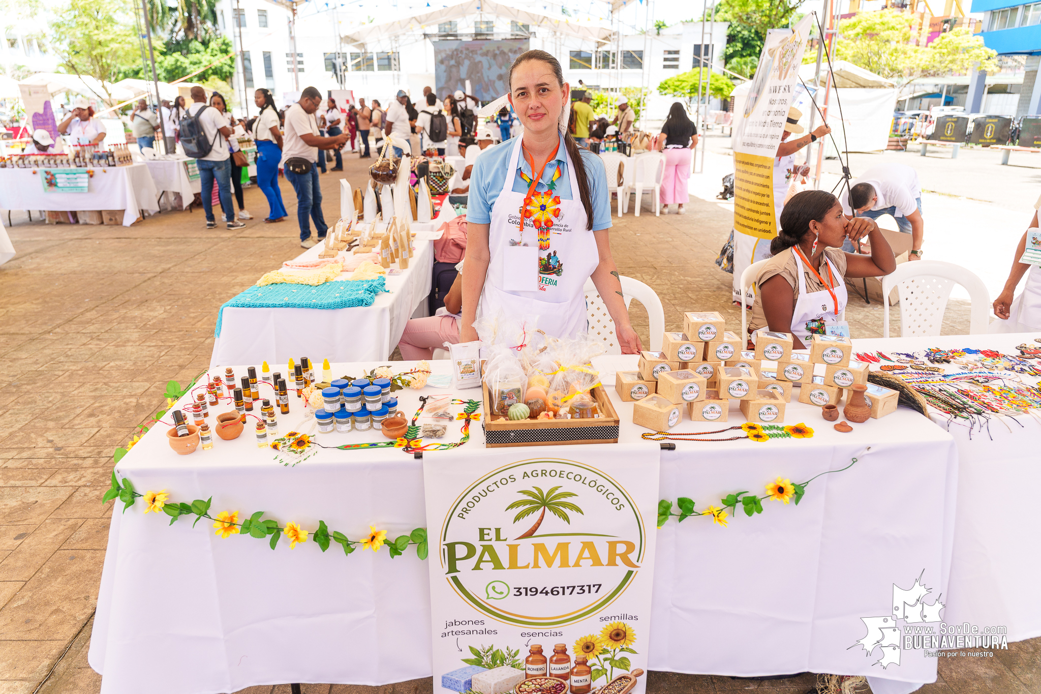 La Etnoagroferia para la Vida en Buenaventura impuls&oacute; la comercializaci&oacute;n directa de peque&ntilde;os productores