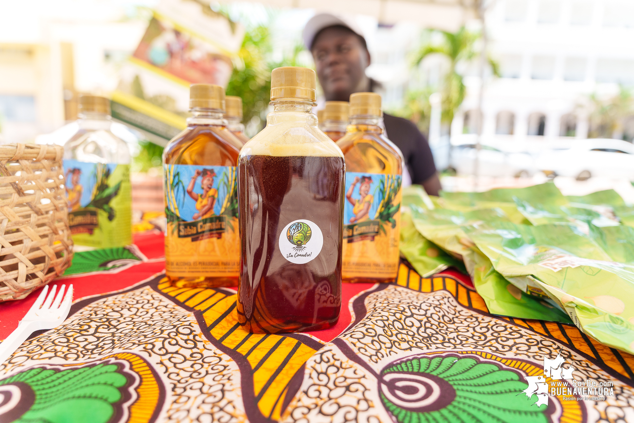 La Etnoagroferia para la Vida en Buenaventura impuls&oacute; la comercializaci&oacute;n directa de peque&ntilde;os productores