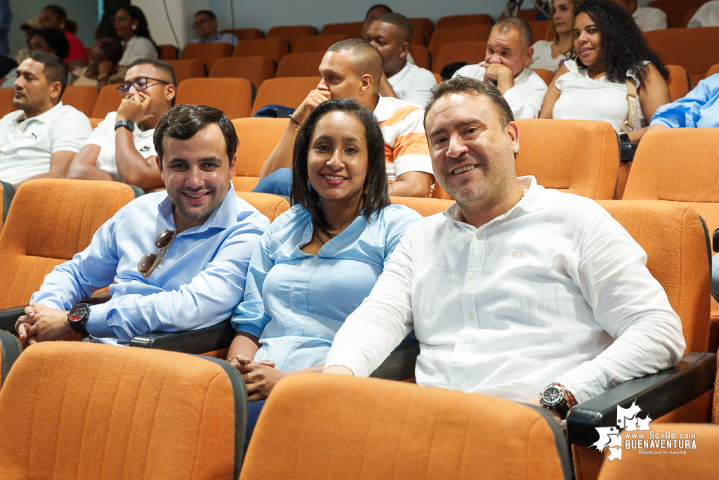 Candidatos vicepresidenciales exponen sus rutas para rescatar a Buenaventura y el Pac&iacute;fico