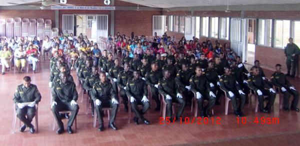 Polic&iacute;a realiz&oacute; ceremonia de graduaci&oacute;n de Auxiliares Bachilleres