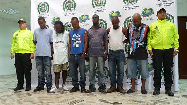 Policía desarticula banda de expendedores de droga en el Parque Néstor Urbano Tenorio