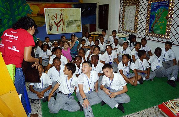 &Eacute;xito total en el primer d&iacute;a del Carnaval del Libro Infantil