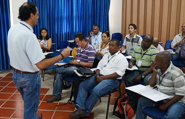 Programa de Acuicultura de Unipacífico realizó curso internacional teórico-práctico de Maricultura