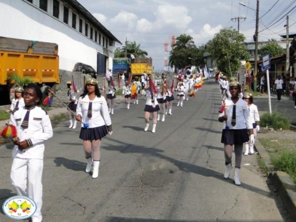 Normal Juan Ladrilleros celebró los 50 años de su creación