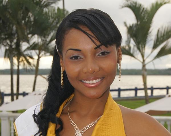 Lady Faizury Gonz&aacute;lez de la Comuna 9, fue elegida como la m&aacute;s fotog&eacute;nica en el Reinado Se&ntilde;orita Buenaventura