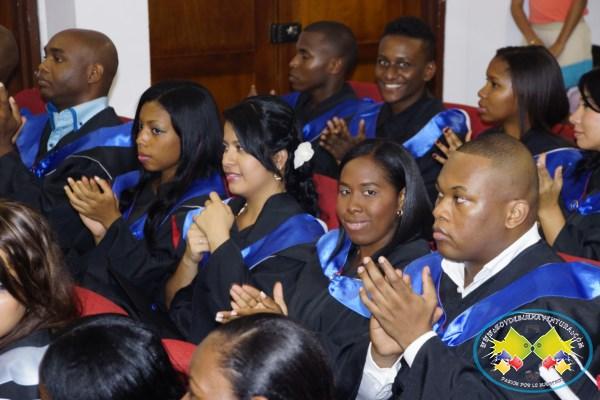 Universidad del Valle graduó 68 nuevos profesionales y tecnólogos en la Sede Pacífico