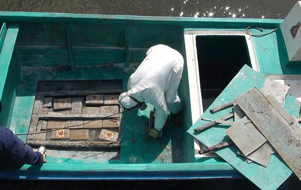 Armada Nacional incauta cocaína en embarcación ecuatoriana