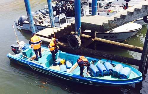 Armada Nacional inmoviliza embarcación ecuatoriana en aguas colombianas