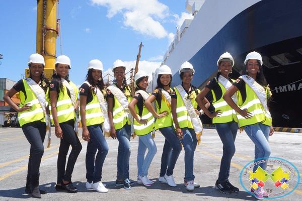 Con la entrega de las llaves de la ciudad a las candidatas al reinado Señorita Litoral, se inició el XXIX Festival Folclórico