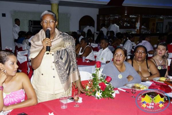 José Luis Muñoz Lerma realizó la entrega de reconocimientos en el evento llamado La Noche de las Mejores