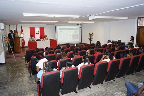 IV Encuentro de Pares Acad&eacute;micos en la Ense&ntilde;anza de las Ciencias Naturales y la Educaci&oacute;n Ambiental en Univalle