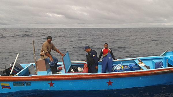 Armada Nacional retiene embarcación ecuatoriana en Malpelo por pesca ilegal