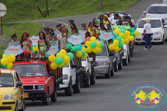 Candidatas a Señorita Litoral realizaron recorrido por la Autopista Simón Bolívar en su llegada