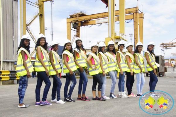 Candidatas a Señorita Buenaventura visitaron la Sociedad Portuaria