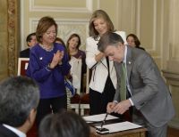 El Presidente Santos sancionó la Ley que convierte el programa 'De Cero a Siempre' en política permanente