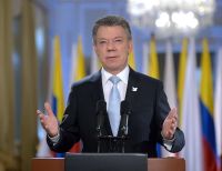 Presidente Santos reitera oferta al senador Uribe de nombrar delegado para negociación con el ELN