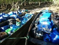 La Armada Nacional incautó ocho embarcaciones y más de  trescientos galones de combustible