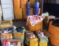 DIAN aprehendió calzado y confecciones de contrabando en Buenaventura